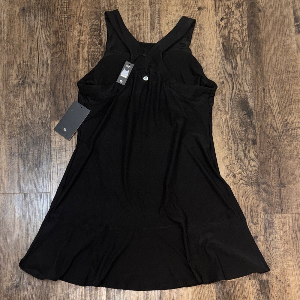 Black Sleeveless Active Dress - Picture 2 of 2